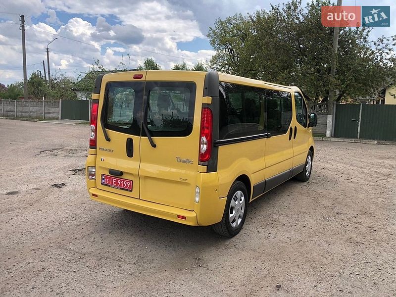 Минивэн Renault Trafic 2012 в Рожище