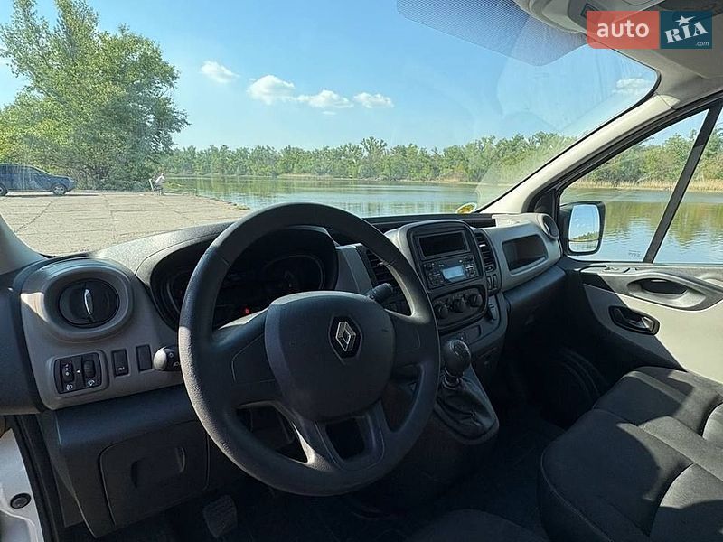 Грузовой фургон Renault Trafic 2018 в Каменском