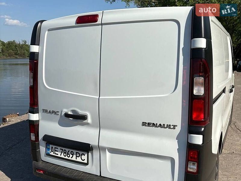 Грузовой фургон Renault Trafic 2018 в Каменском