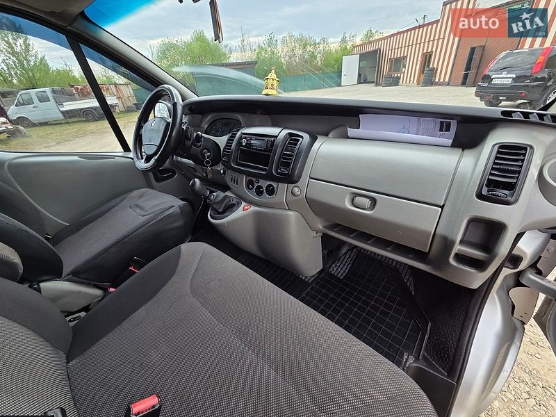 Минивэн Renault Trafic 2008 в Коломые