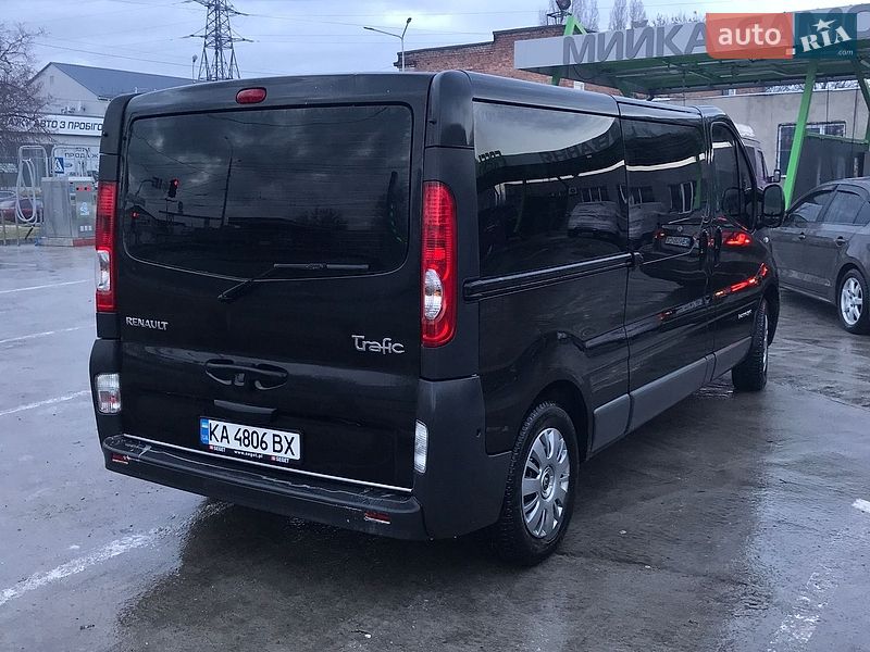 Минивэн Renault Trafic 2009 в Киеве