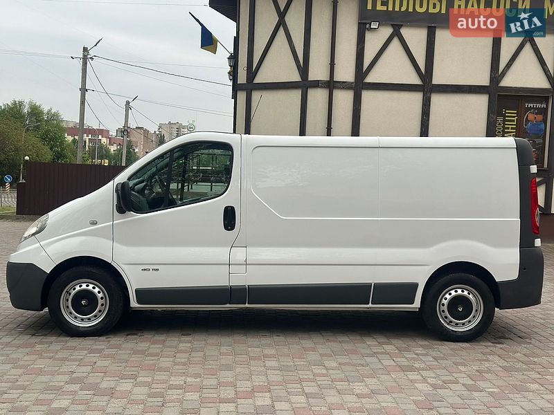 Вантажний фургон Renault Trafic 2014 в Рівному