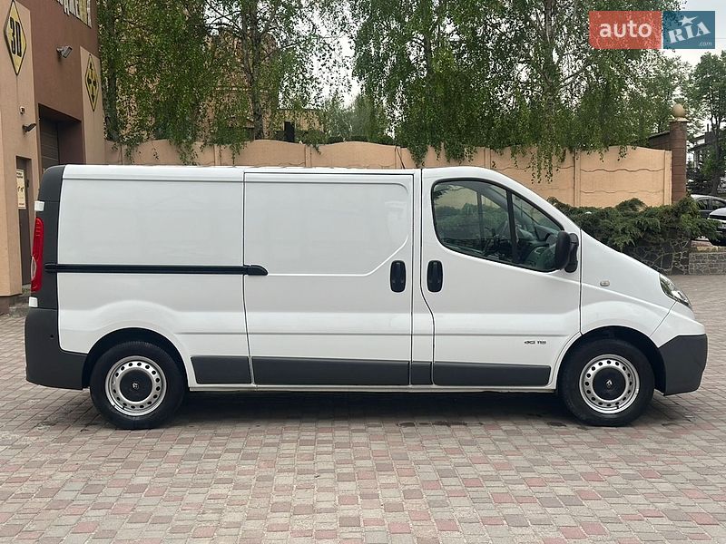 Вантажний фургон Renault Trafic 2014 в Рівному