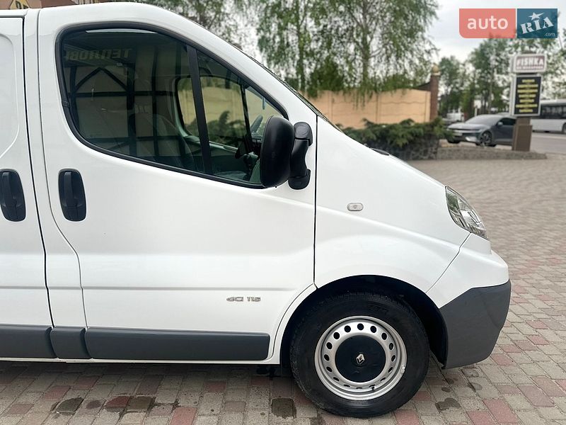 Вантажний фургон Renault Trafic 2014 в Рівному