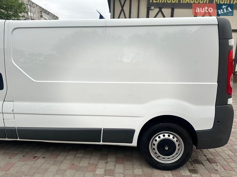 Вантажний фургон Renault Trafic 2014 в Рівному