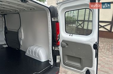 Вантажний фургон Renault Trafic 2014 в Рівному