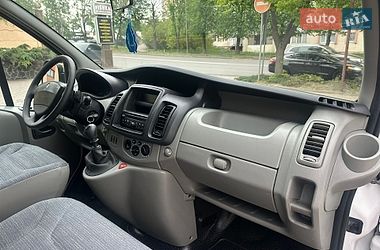 Вантажний фургон Renault Trafic 2014 в Рівному