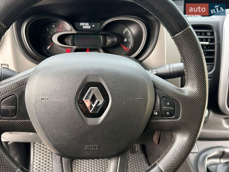 Вантажний фургон Renault Trafic 2019 в Івано-Франківську