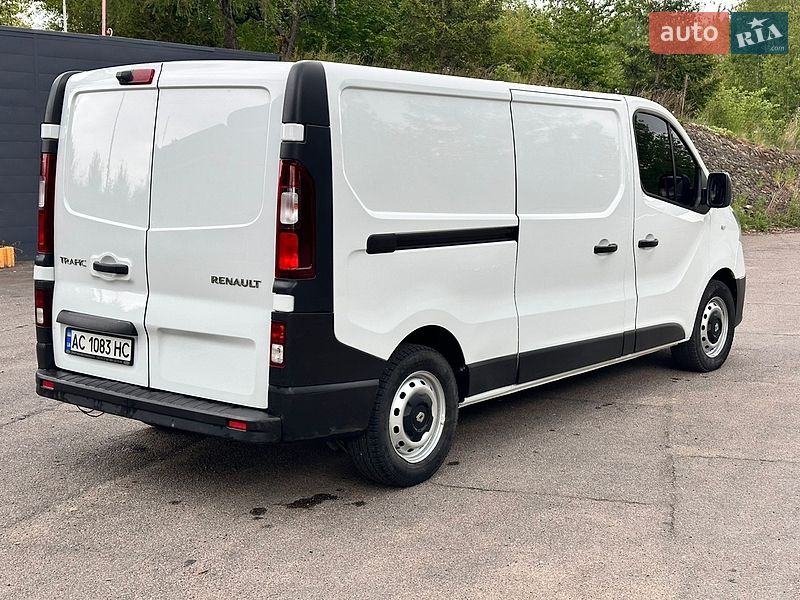Вантажний фургон Renault Trafic 2019 в Івано-Франківську