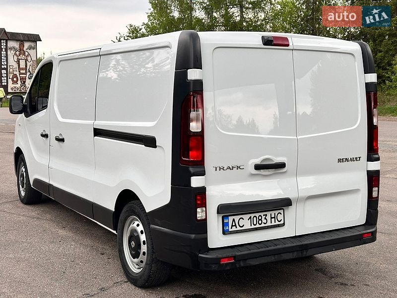 Вантажний фургон Renault Trafic 2019 в Івано-Франківську