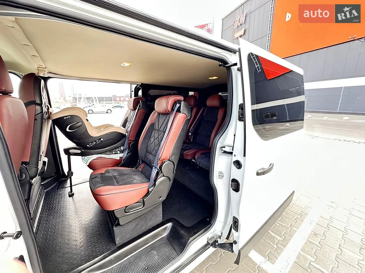 2021 Renault Trafic - мініатюра 17