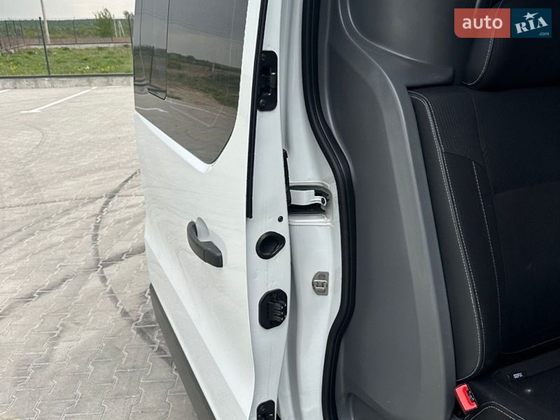 Минивэн Renault Trafic 2018 в Львове