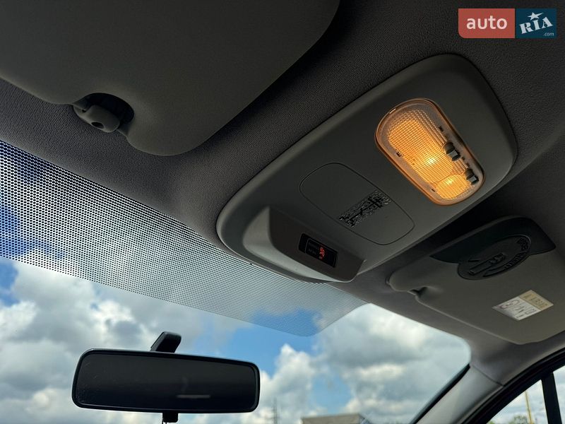 Мінівен Renault Trafic 2016 в Умані