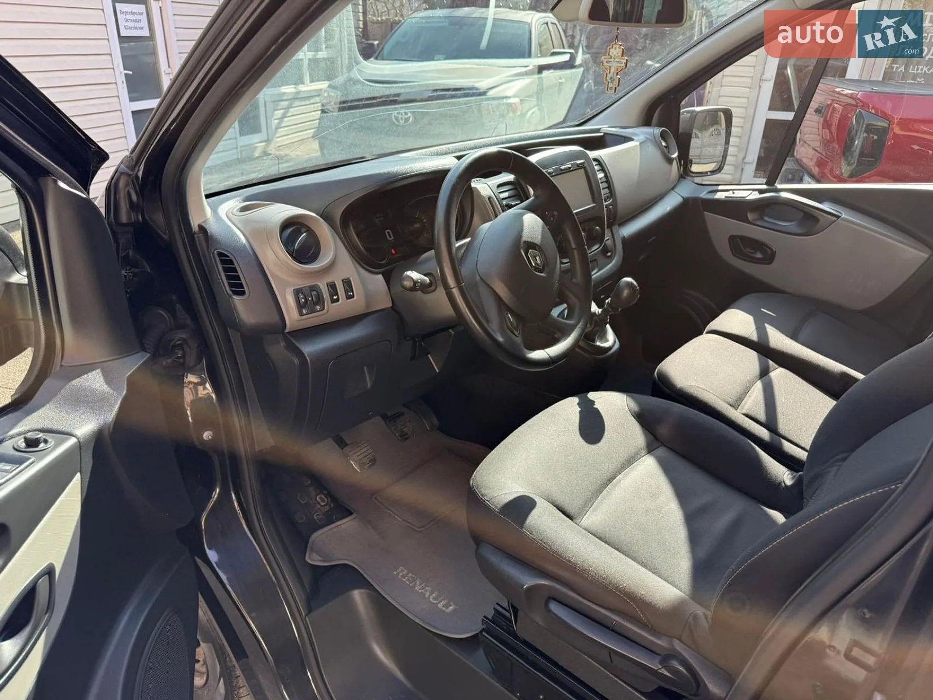 2016 Renault Trafic - мініатюра 8
