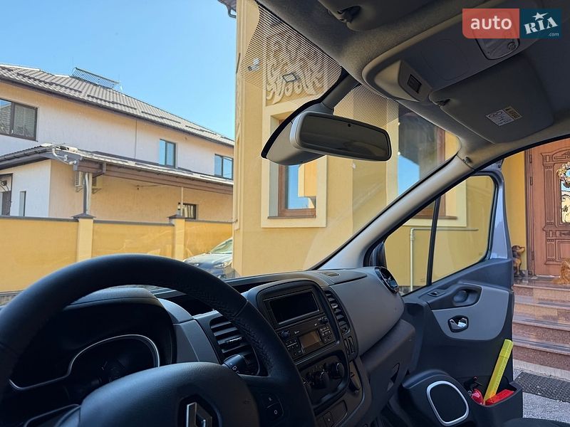 Мінівен Renault Trafic 2017 в Львові