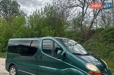 Мінівен Renault Trafic 2005 в Шумську