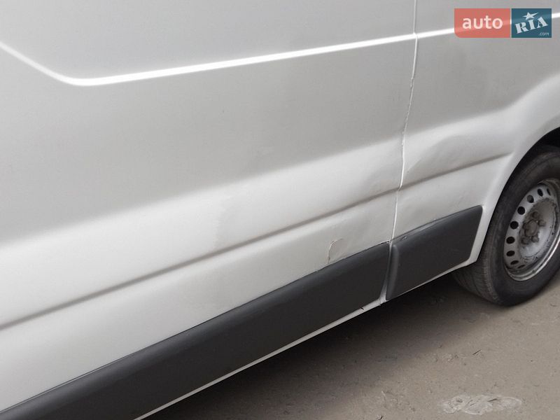 Вантажний фургон Renault Trafic 2008 в Полтаві