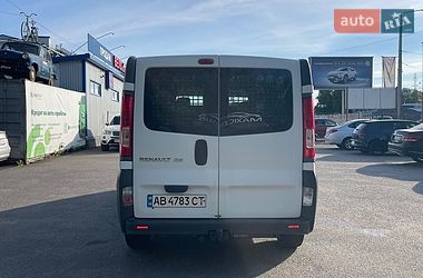 Вантажопасажирський фургон Renault Trafic 2012 в Вінниці