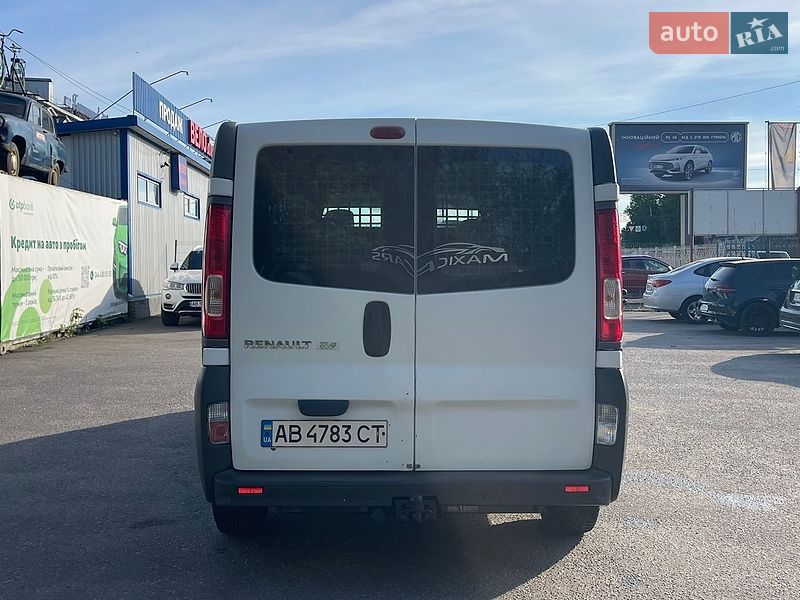 Вантажопасажирський фургон Renault Trafic 2012 в Вінниці