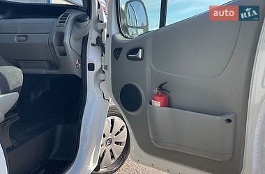 Вантажопасажирський фургон Renault Trafic 2012 в Вінниці