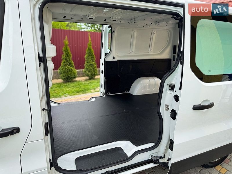 Вантажний фургон Renault Trafic 2023 в Дрогобичі