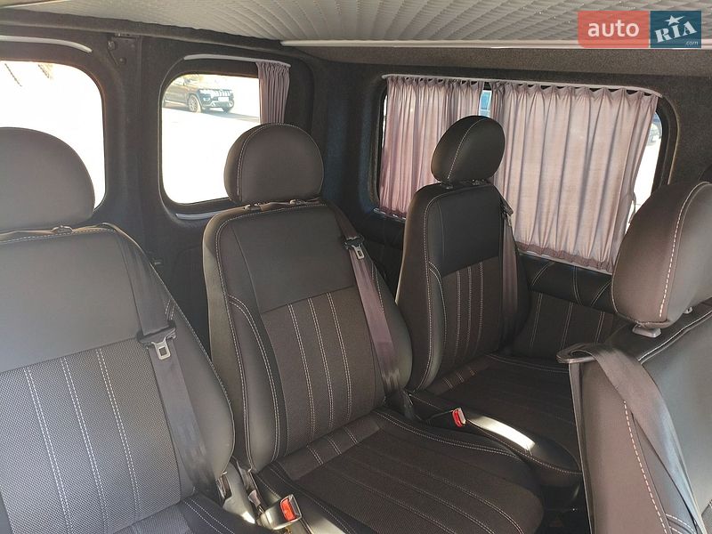 Мінівен Renault Trafic 2008 в Києві фото 23 Мінівен Renault Trafic 2008 в Києві