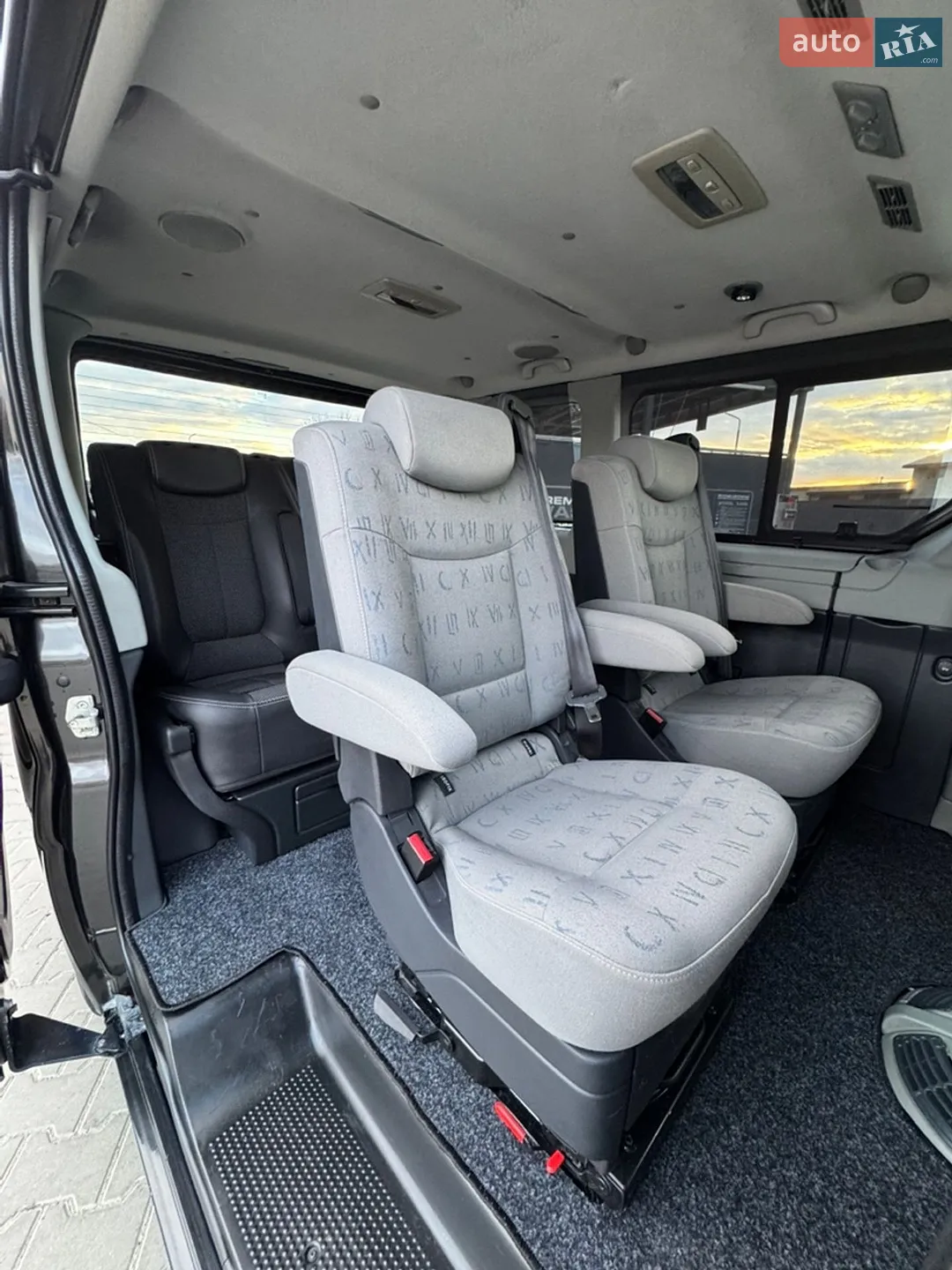 2012 Renault Trafic - мініатюра 50