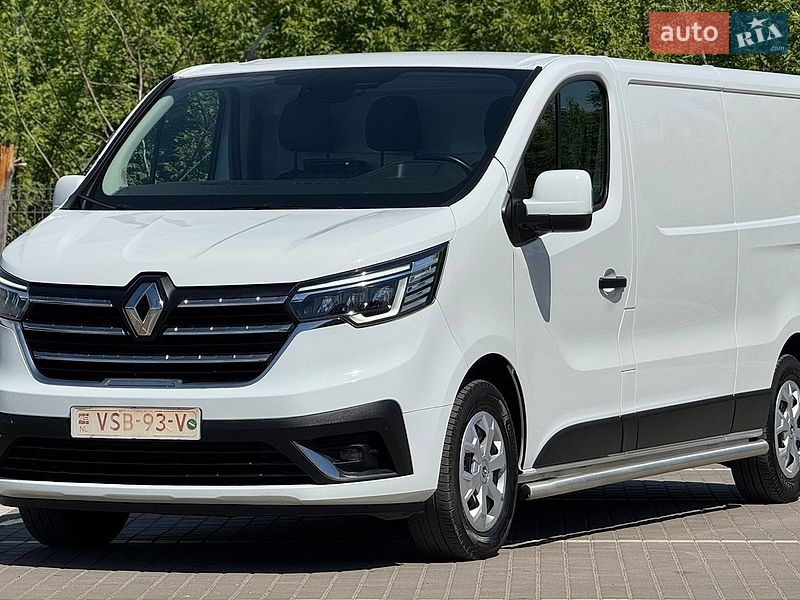 Вантажний фургон Renault Trafic 2022 в Дубні