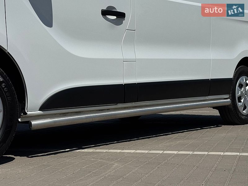 Вантажний фургон Renault Trafic 2022 в Дубні