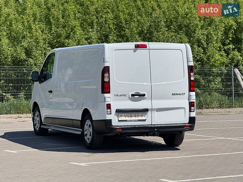 Вантажний фургон Renault Trafic 2022 в Дубні