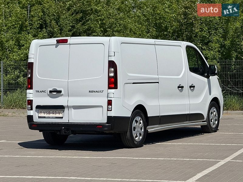 Вантажний фургон Renault Trafic 2022 в Дубні