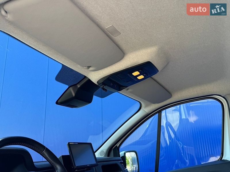 Вантажний фургон Renault Trafic 2022 в Дубні