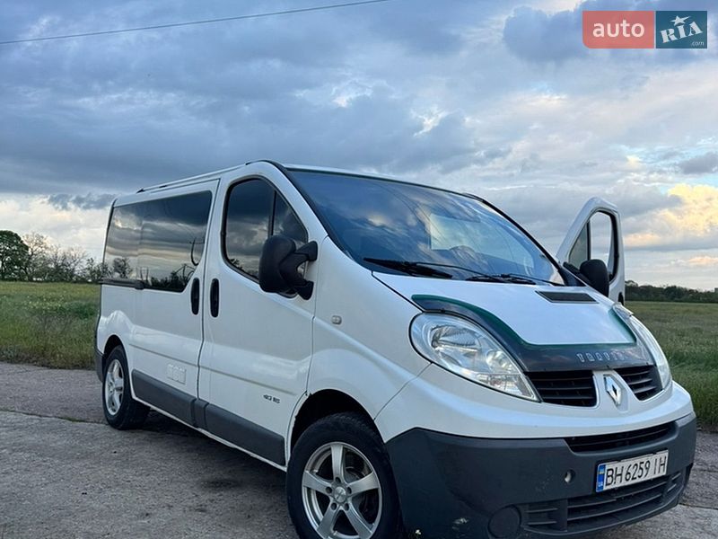 Минивэн Renault Trafic 2008 в Овидиополе