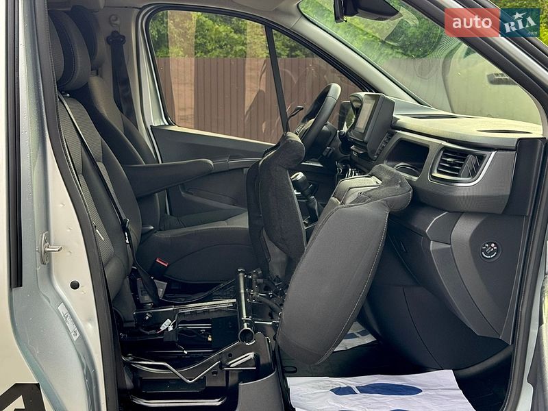 Минивэн Renault Trafic 2022 в Дубно