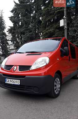 Вантажопасажирський фургон Renault Trafic 2012 в Смілі