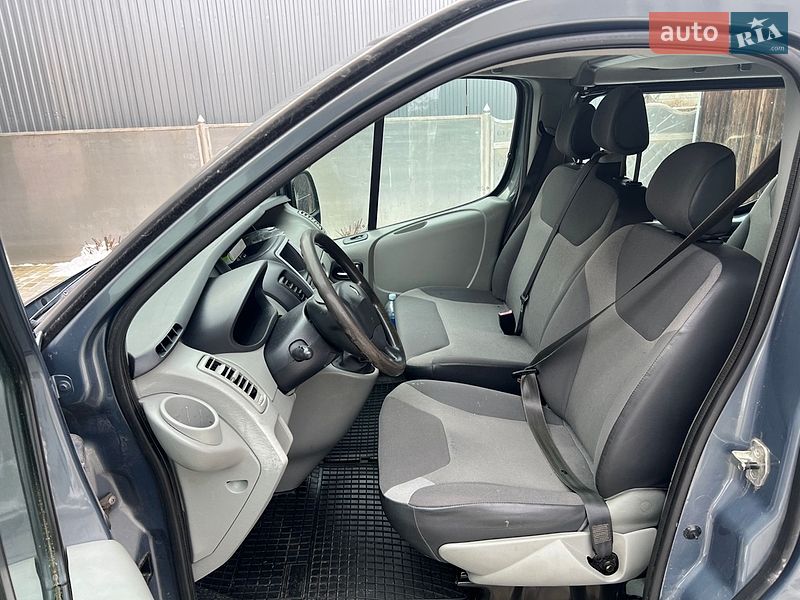 Минивэн Renault Trafic 2011 в Черновцах