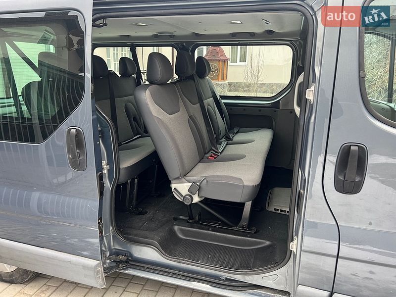 Минивэн Renault Trafic 2011 в Черновцах
