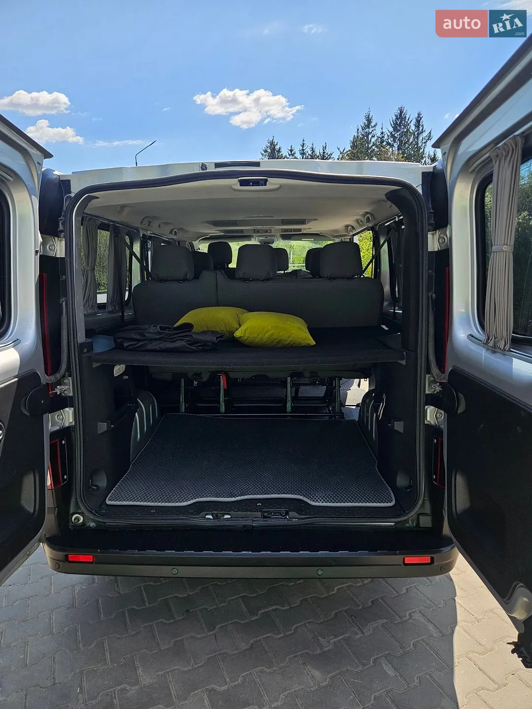 2015 Renault Trafic - мініатюра 16