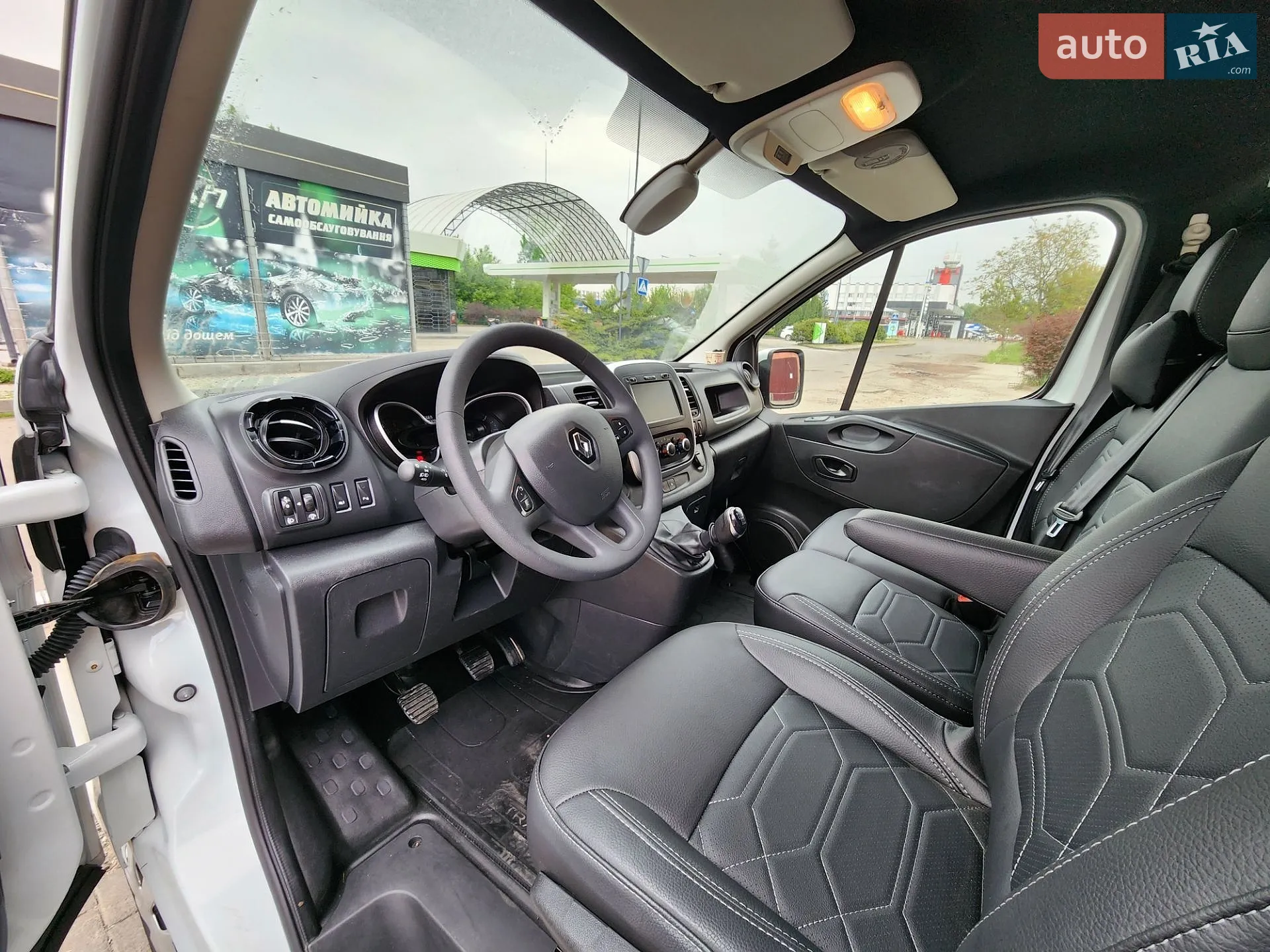 2020 Renault Trafic - мініатюра 28
