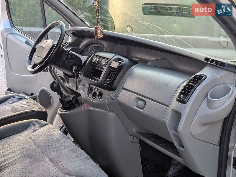Минивэн Renault Trafic 2008 в Ивано-Франковске фото 37 Минивэн Renault Trafic 2008 в Ивано-Франковске