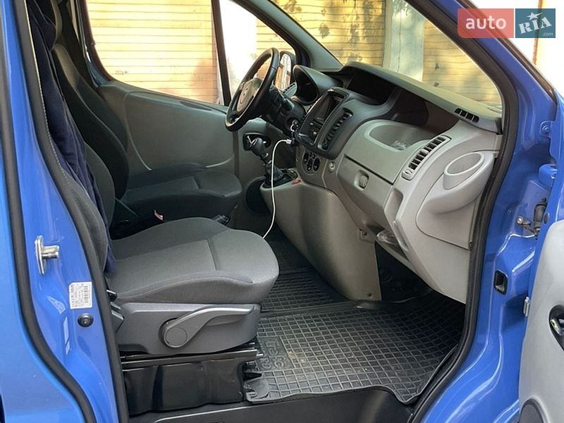 Вантажний фургон Renault Trafic 2012 в Одесі фото 17 Вантажний фургон Renault Trafic 2012 в Одесі