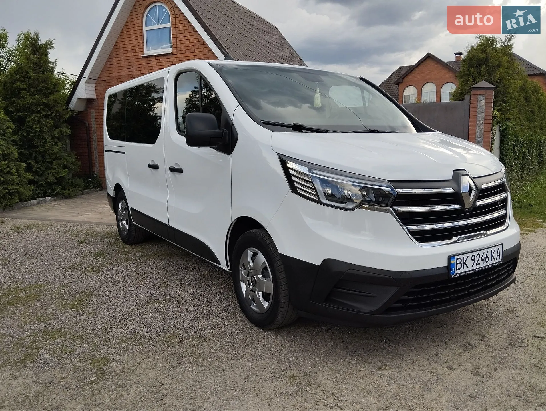 2021 Renault Trafic - мініатюра 2