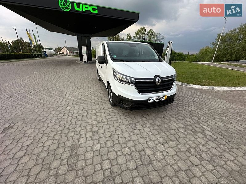 Грузовой фургон Renault Trafic 2022 в Киеве