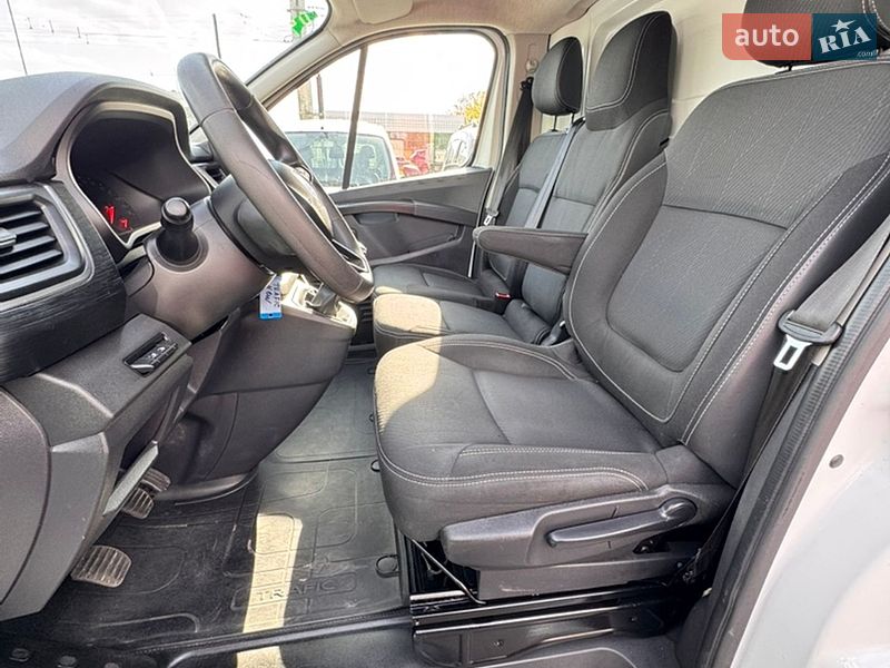 Грузовой фургон Renault Trafic 2022 в Киеве
