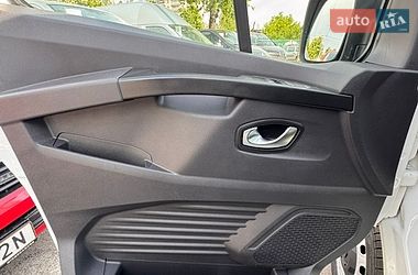 Грузовой фургон Renault Trafic 2022 в Киеве