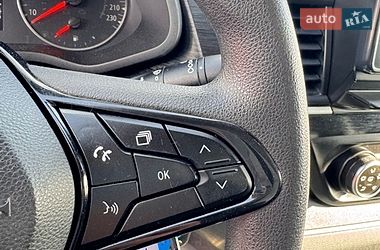 Грузовой фургон Renault Trafic 2022 в Киеве