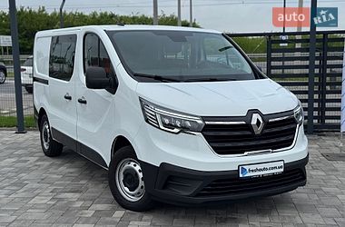 Грузопассажирский фургон Renault Trafic 2022 в Ровно