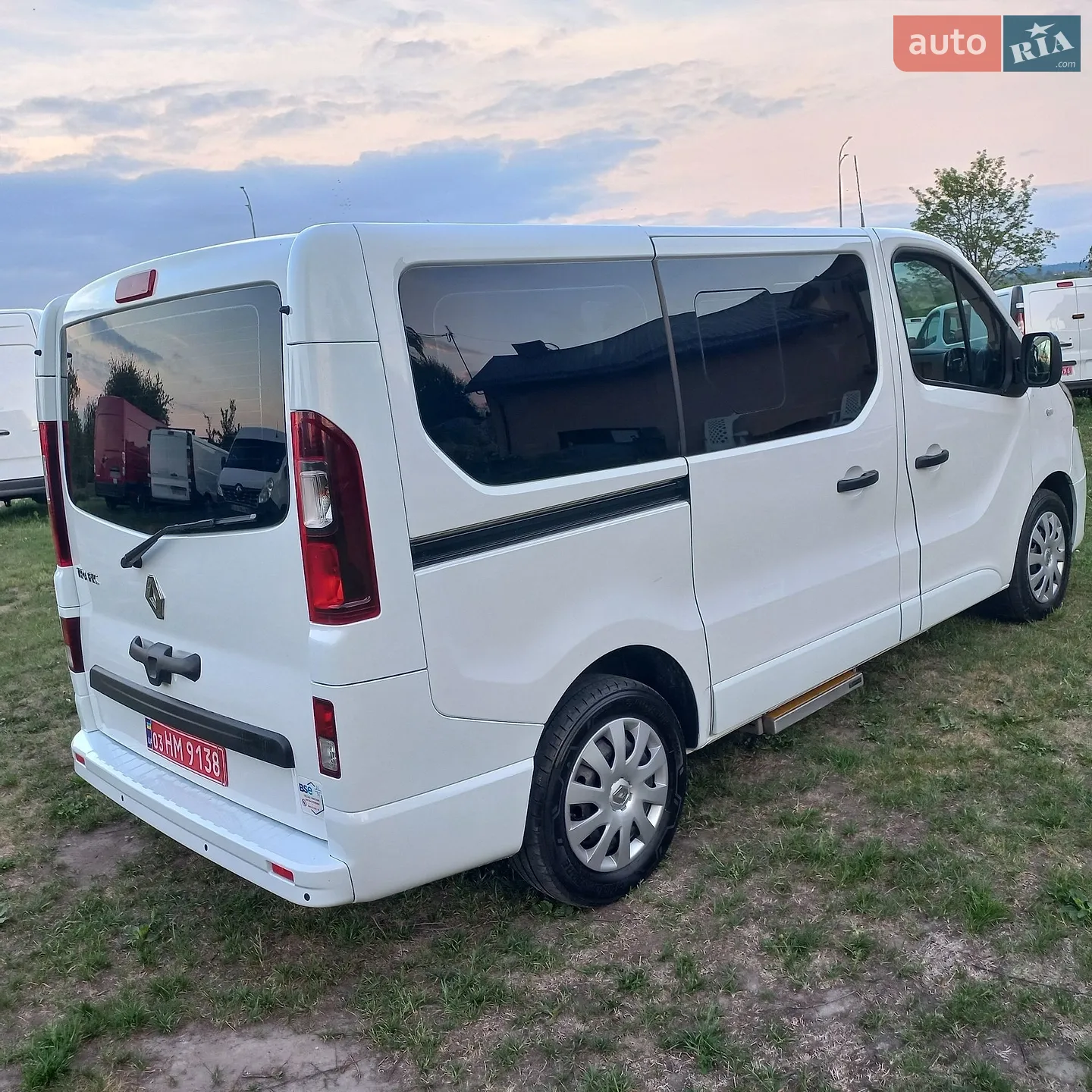 2021 Renault Trafic - мініатюра 10