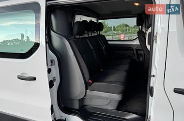 Грузопассажирский фургон Renault Trafic 2017 в Буче