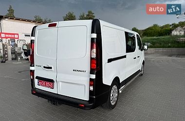 Грузопассажирский фургон Renault Trafic 2017 в Буче